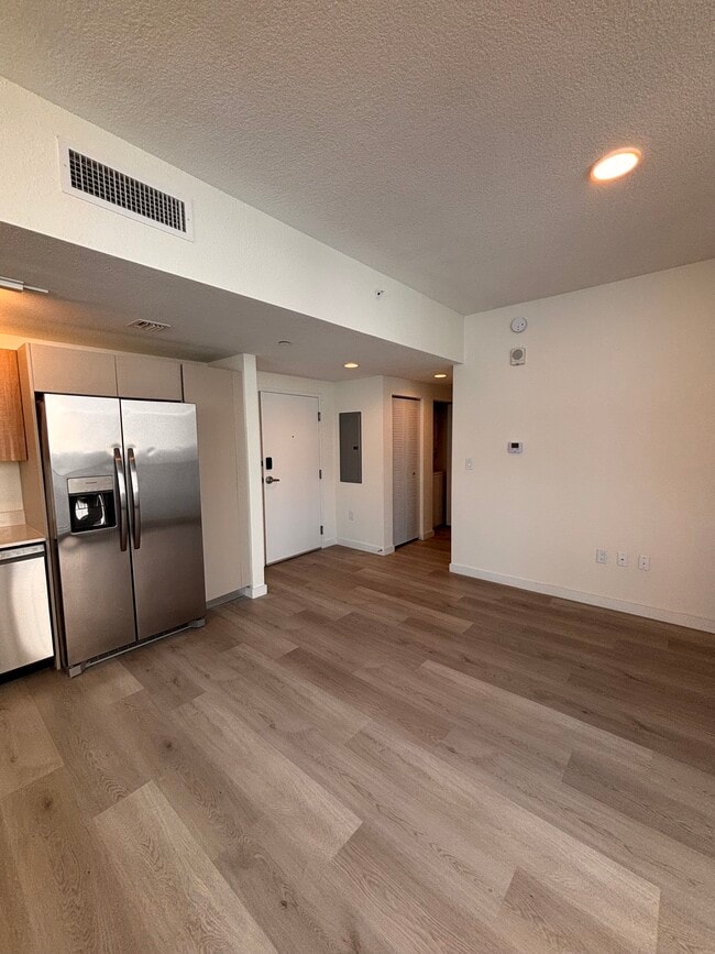 Photo - 2389 NE 172nd St Unidad S1