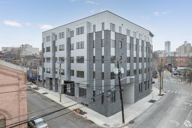 Building Photo - 475 Communipaw Ave Unit 405 Rental