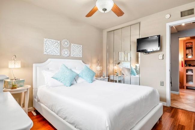 Photo - 21111 Barbados Cir House