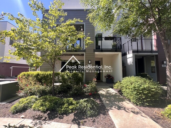 Photo - Elevated Luxury Living in This Updated 3BD/3.5BA Downtown Home with Private Rooftop