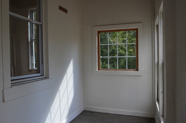 Photo - 6907 Belair Rd Unidad 1st FL Rear