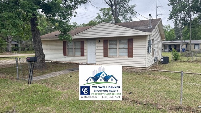 Building Photo - 808 Kyle St