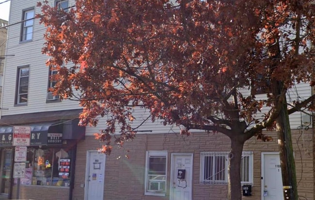 Photo - 1155 Summit Ave Unit 1