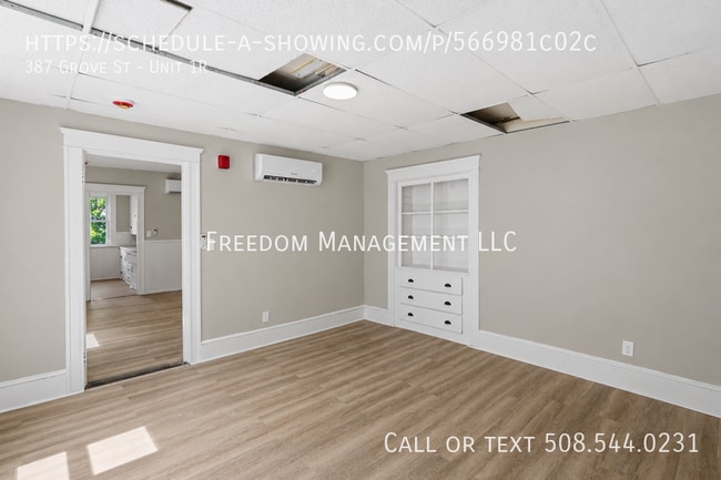 Photo - 387 Grove St Unit 1R