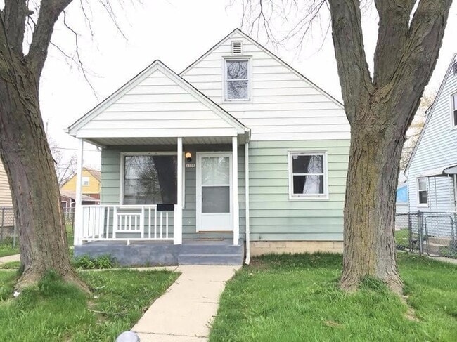 Building Photo - 4535 N 20th St Rental