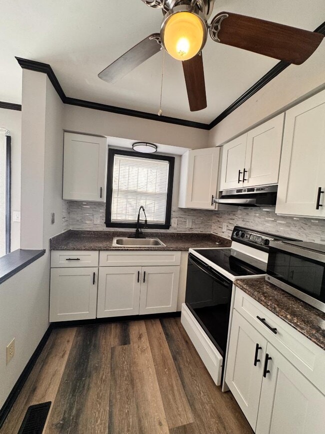 Photo - 2016 Brunt St