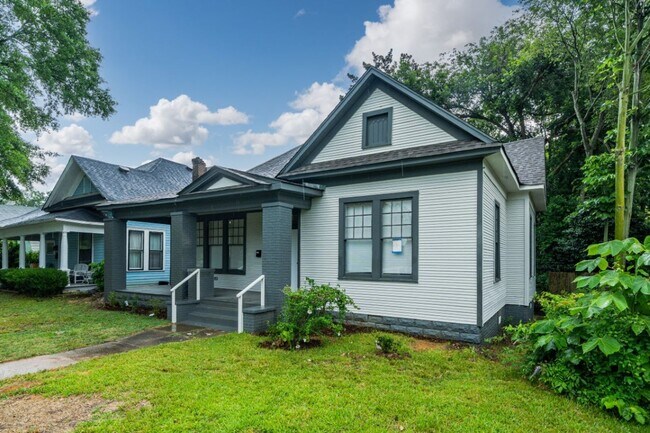 Photo - Nearly 2,000 Sq. Ft. of Renovated Living Space – Big Rooms, Big Kitchen, Big Value!