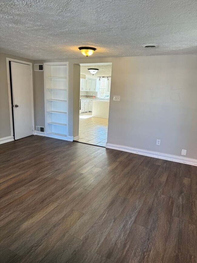 Single Family House located on East Water House Rental in