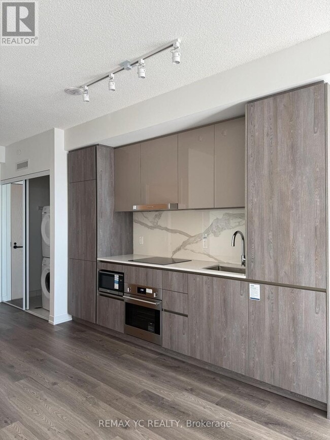 Photo - 8 Interchange Wy Unit 4311