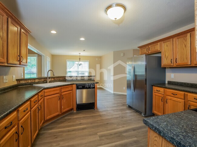 Photo - 1040 Blue Jay Ct