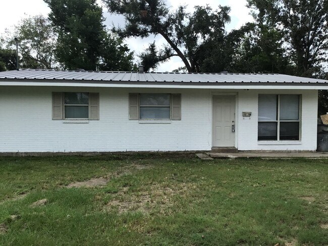 Home For Rent in Lake Charles - Home For Rent in Lake Charles