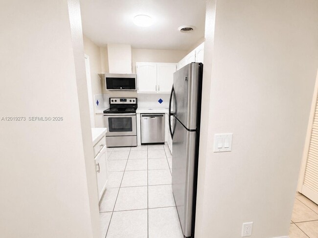 Photo - 5800 NE 22nd Way Unit 508
