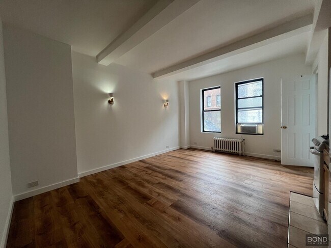 Photo - 201 E 35th St Apartment Unit 1E