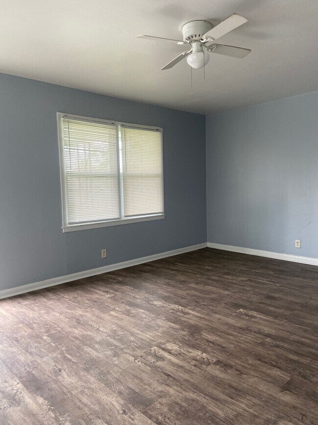 Photo - 228 15th Ave SW