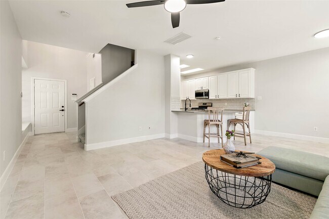 Photo - 10 Scenic Brook Ct