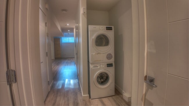 Photo - 9818-9874 74 Ave NW