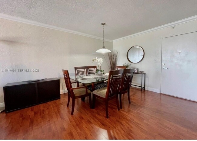 Building Photo - 2851 NE 183rd St Unit 907E