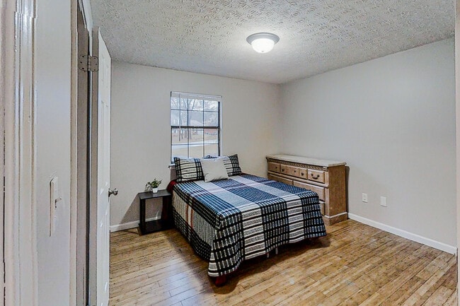 Building Photo - 196 Little Joe Ct Rental