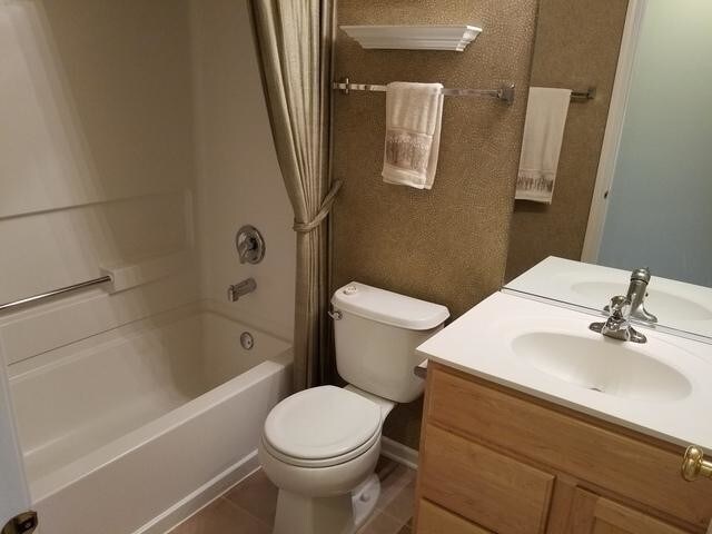 Photo - 156 W Chatham Ln