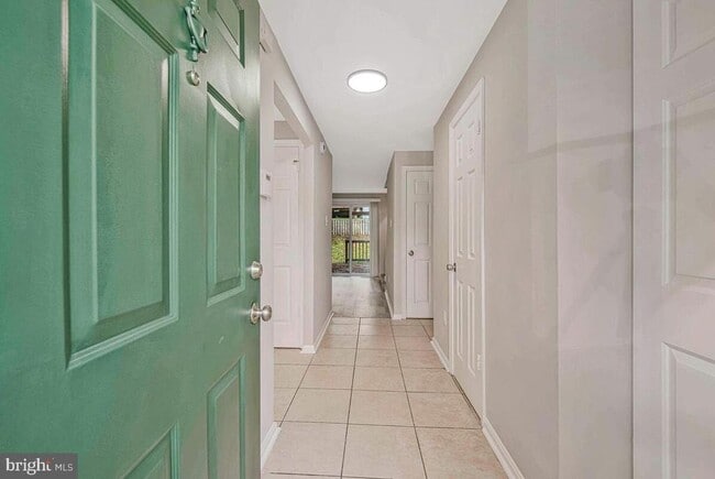 Photo - 22 Craftsman Ct