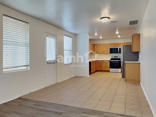 Photo - 10616 Park City Trl