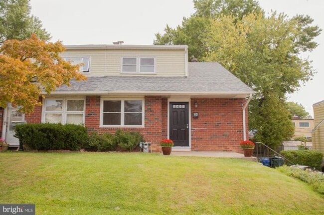 Photo - Recently Updated 4BR/2BA Twin with Central Air & Fenced Backyard