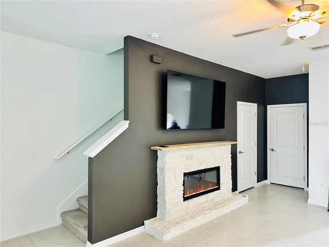 Photo - 8271 Cor Pne Wy