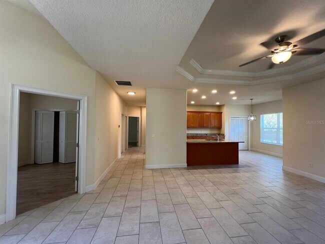 Photo - 6 Sea Shark Path