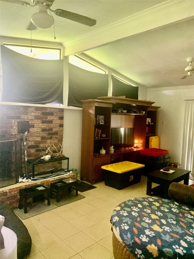 Photo - 9848 Pine Point Dr
