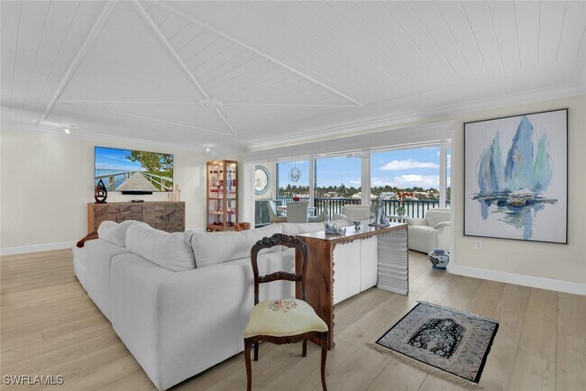 Photo - 222 Harbour Dr Unit 403