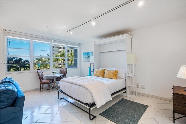 100 Lincoln Rd Unit 515