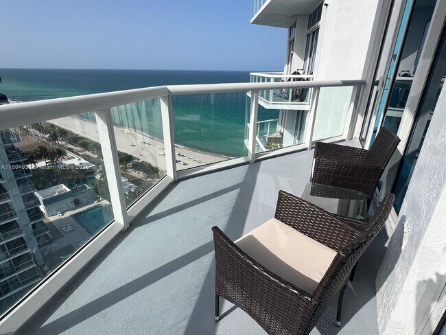 Building Photo - 6515 Collins Ave Unit 1801 Rental