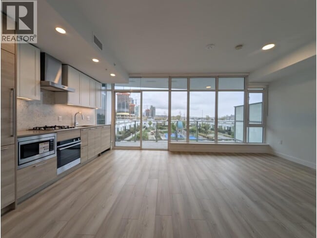 Photo - 2381 Beta Ave Unité 404