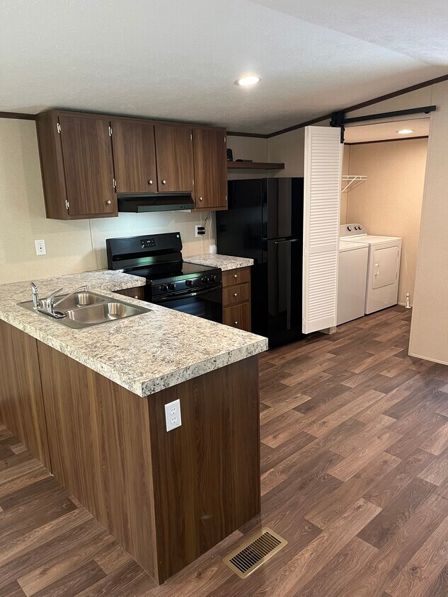 Single Family Manufactured Home - Single Family Manufactured Home
