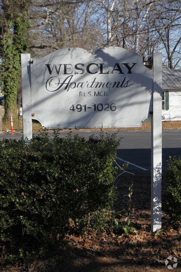 Photo - The Silvertree Apartments