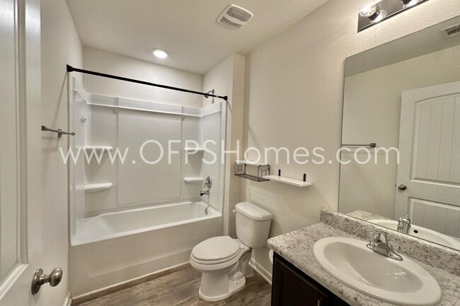 Photo - 812 Moorhen Wy