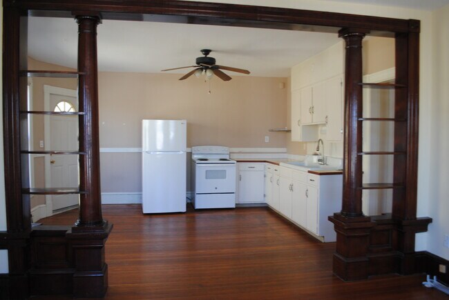 Photo - 603-605 Silver St