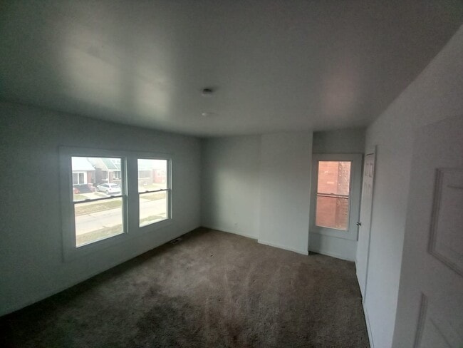 75 Waverly