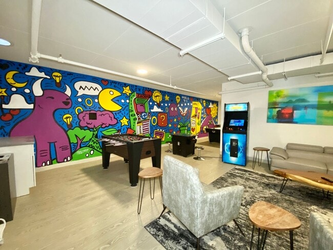 Photo - 750 Harrison St