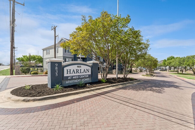 Photo - Harlan at Med Center