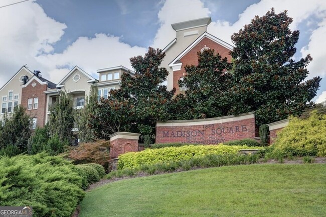 Building Photo - 1850 Cotillion Dr Unit 1207