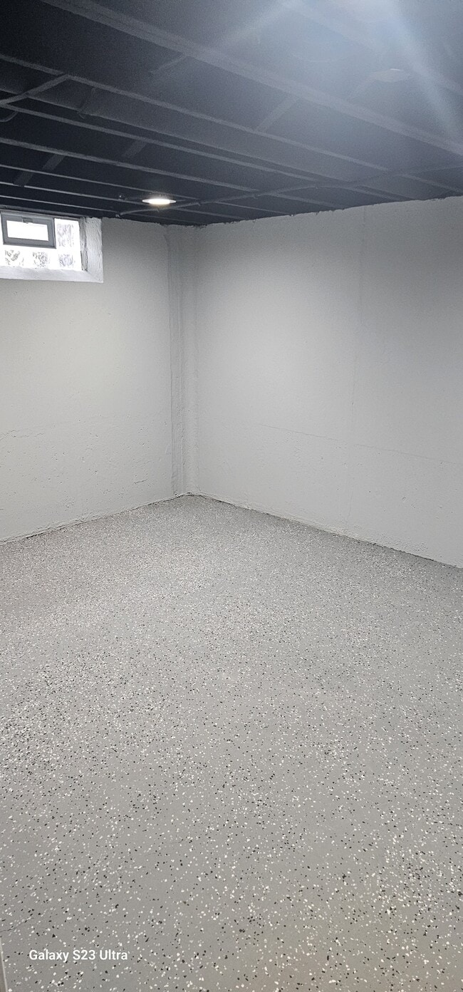 Photo - 24340 Blackstone St