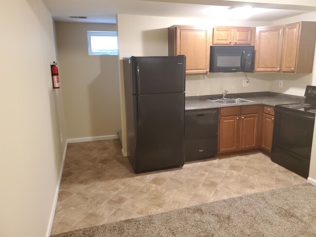 Photo - 118 Ballard St