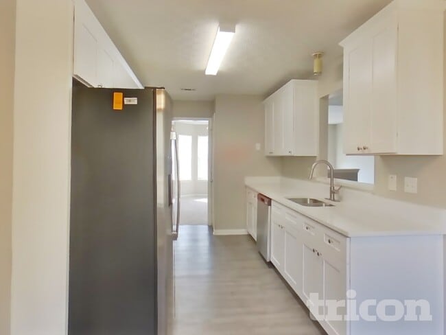 Photo - 11728 Spring Lake Way