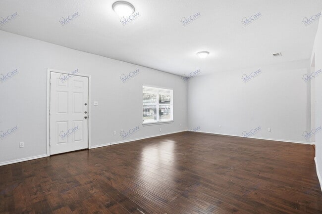 Photo - 508 W Lone Star Ave
