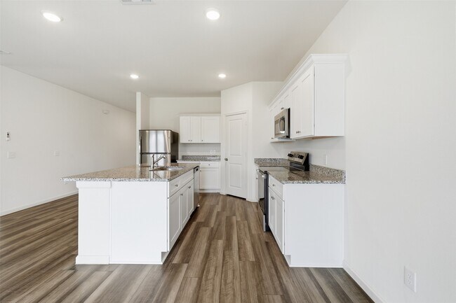 Photo - 21630 Cottage Ln