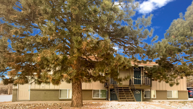 Building Photo - 6805 Western Pl Unit 4 Rental