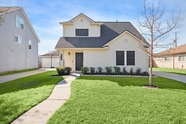 Photo - 262 Rolling Brook Dr