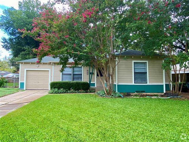 Building Photo - 1205 Mockingbird Ln Rental