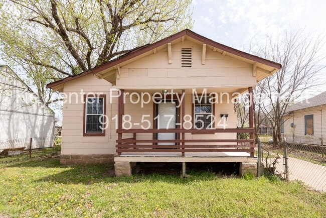 Building Photo - SECTION 8 WELCOME - NEWLY RESTORED - 2 BEDROOM - HARDWOOD FLOORS